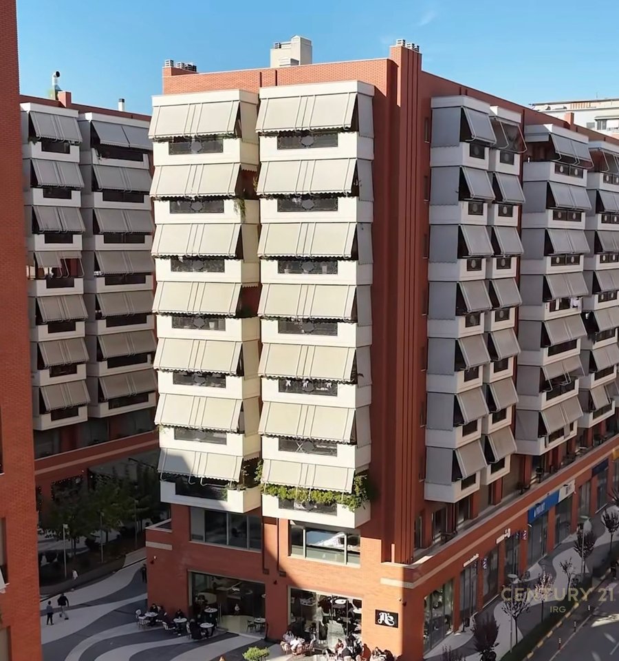 Garage in vendita al Complesso Delijorgji!