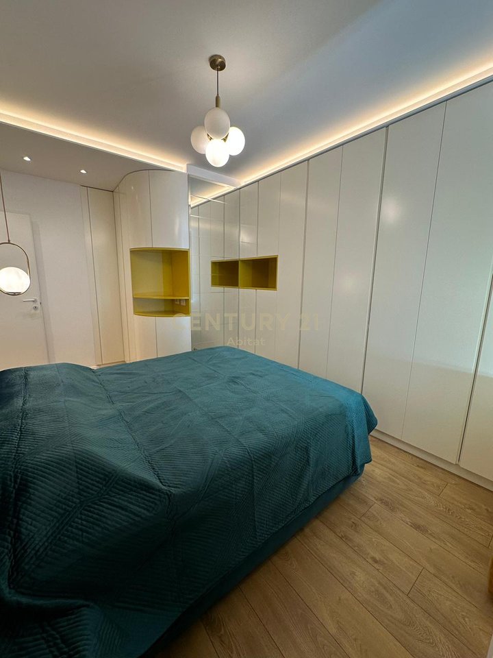 JEPET APARTAMENT 2+1+2 PER QIRA TEK ISH FUSHA E AVIACIONIT, TIRANE