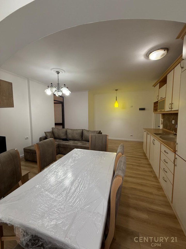 2+1 Apartment For Rent in Old Aviation Field, Tirana