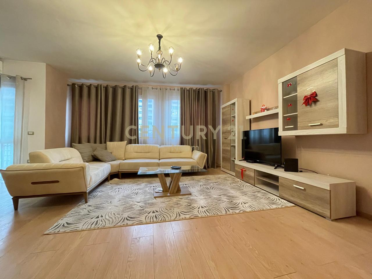 QIRA, APARTAMENT MODERN 2+1+2 te KOMUNA ‼️