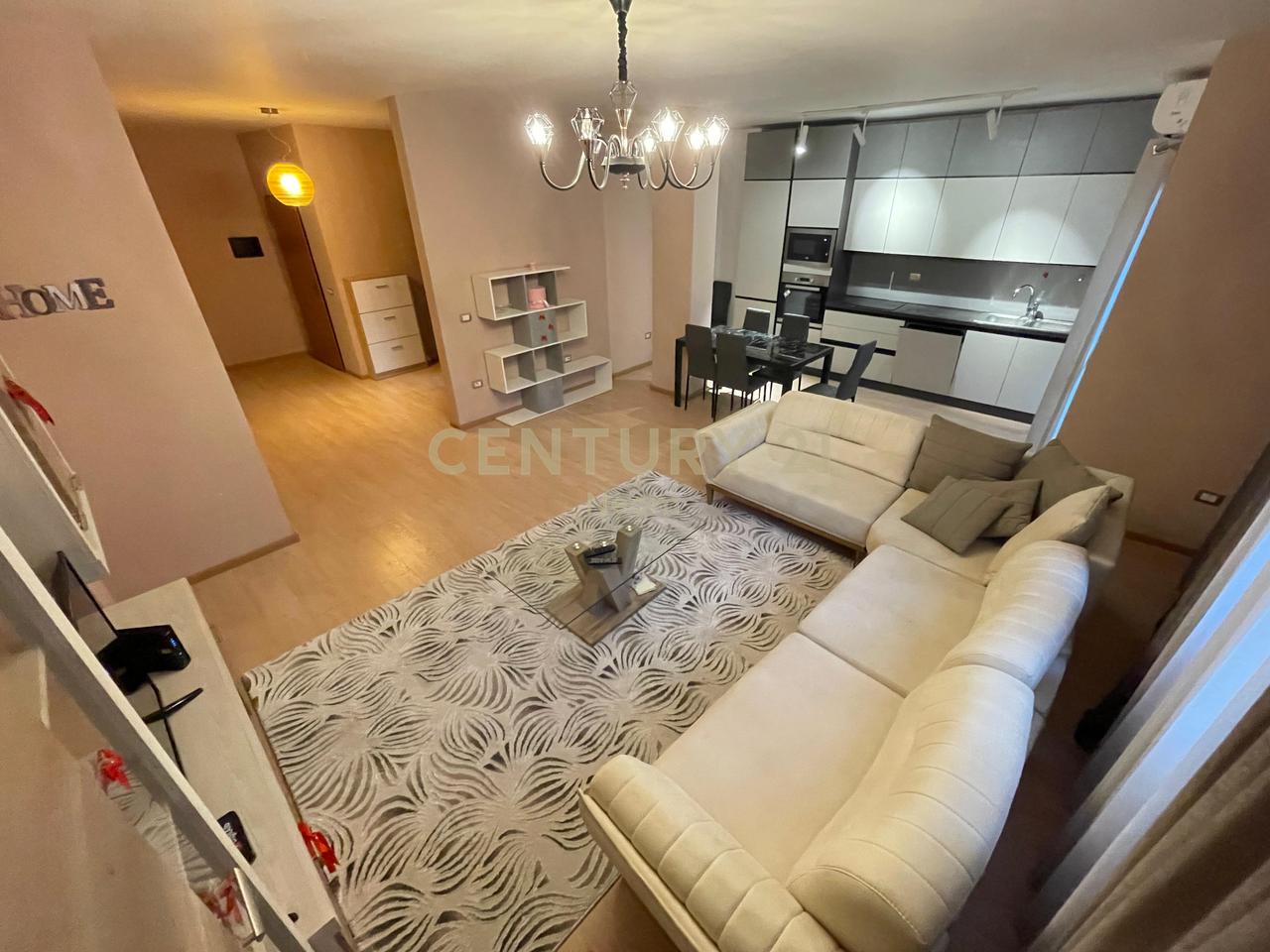 QIRA, APARTAMENT MODERN 2+1+2 te KOMUNA ‼️