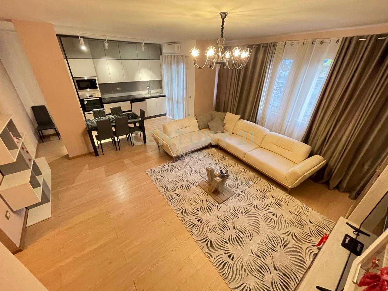 QIRA, APARTAMENT MODERN 2+1+2 te KOMUNA ‼️