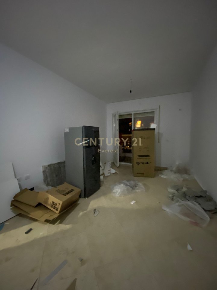 GOLDEN PARK, JAPIM ME QIRA APARTAMENT 1+1