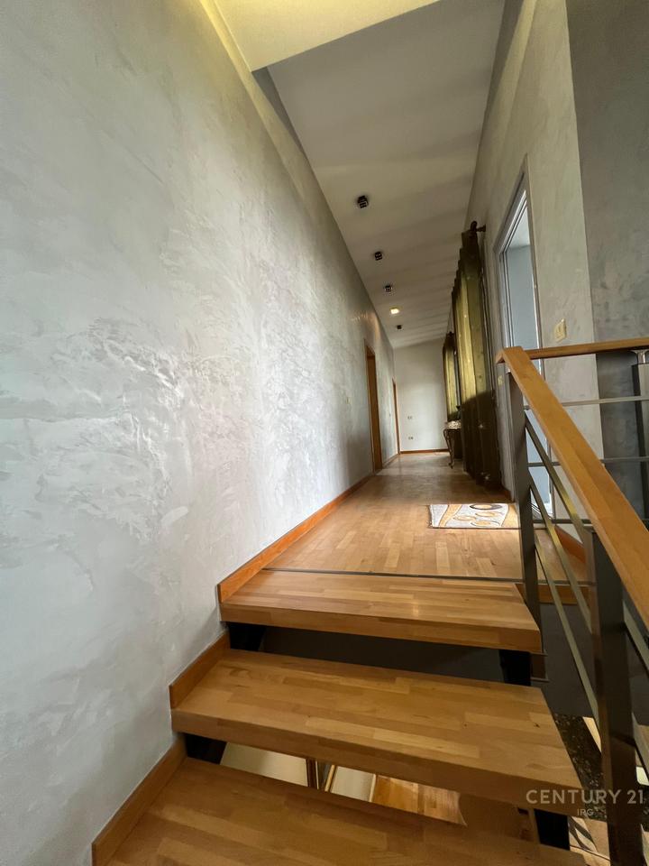 DUPLEX PER QIRA TEK JORDAN MISJA!