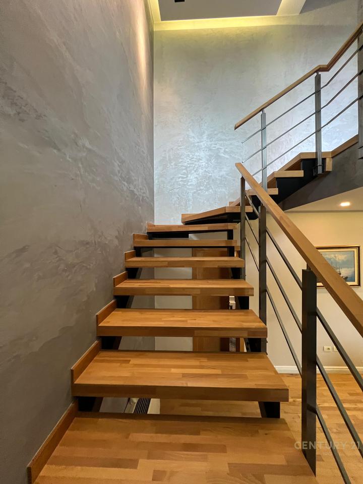 DUPLEX PER QIRA TEK JORDAN MISJA!