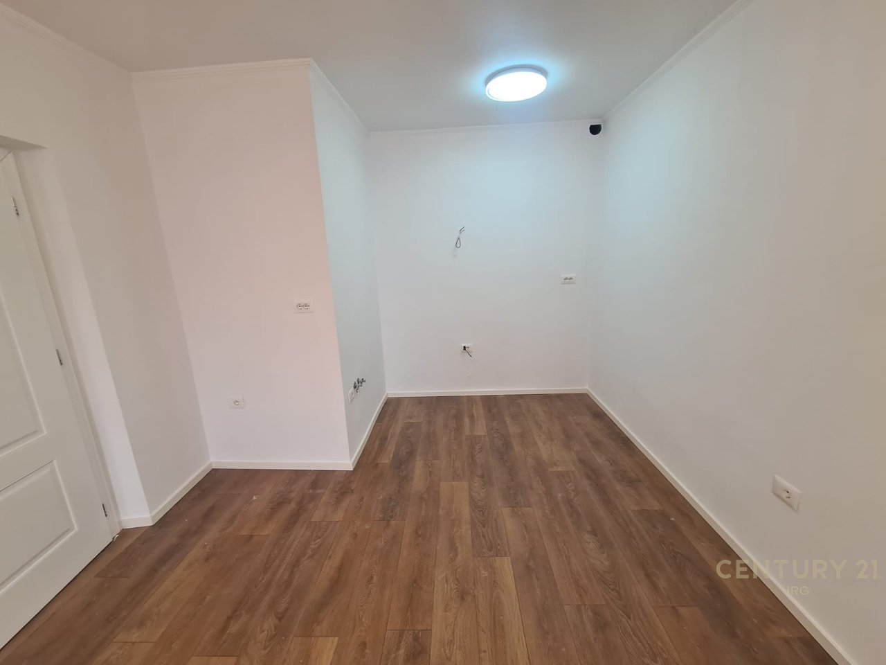 APPARTAMENTO 1+1+RIPOSTIGLIO SOLO IL 21 DICEMBRE!