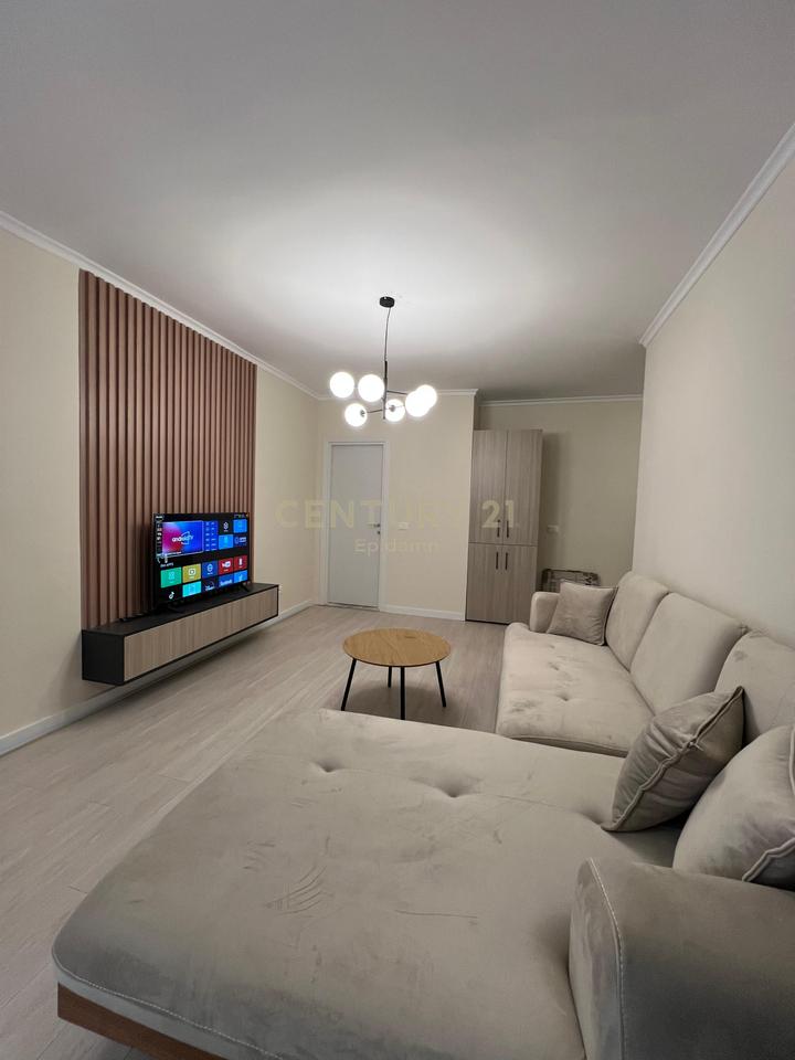 APARTAMENT 1+1 ME QIRA NE VOLLGA, PAMJE DETI !