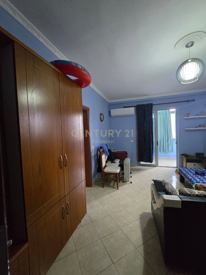 Apartament 1+1 në Plazh Hekurudha, vetëm 200 m nga Deti