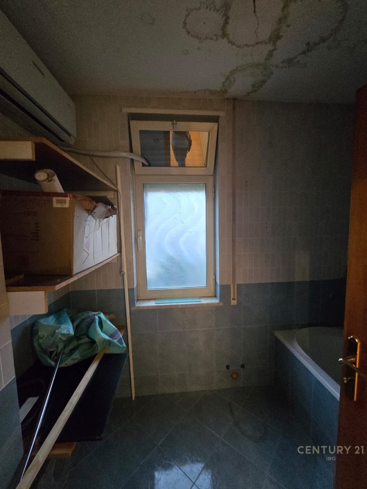 AMBIENT PER ZYRA +PARKIM PRANE AIR ALBANIA!