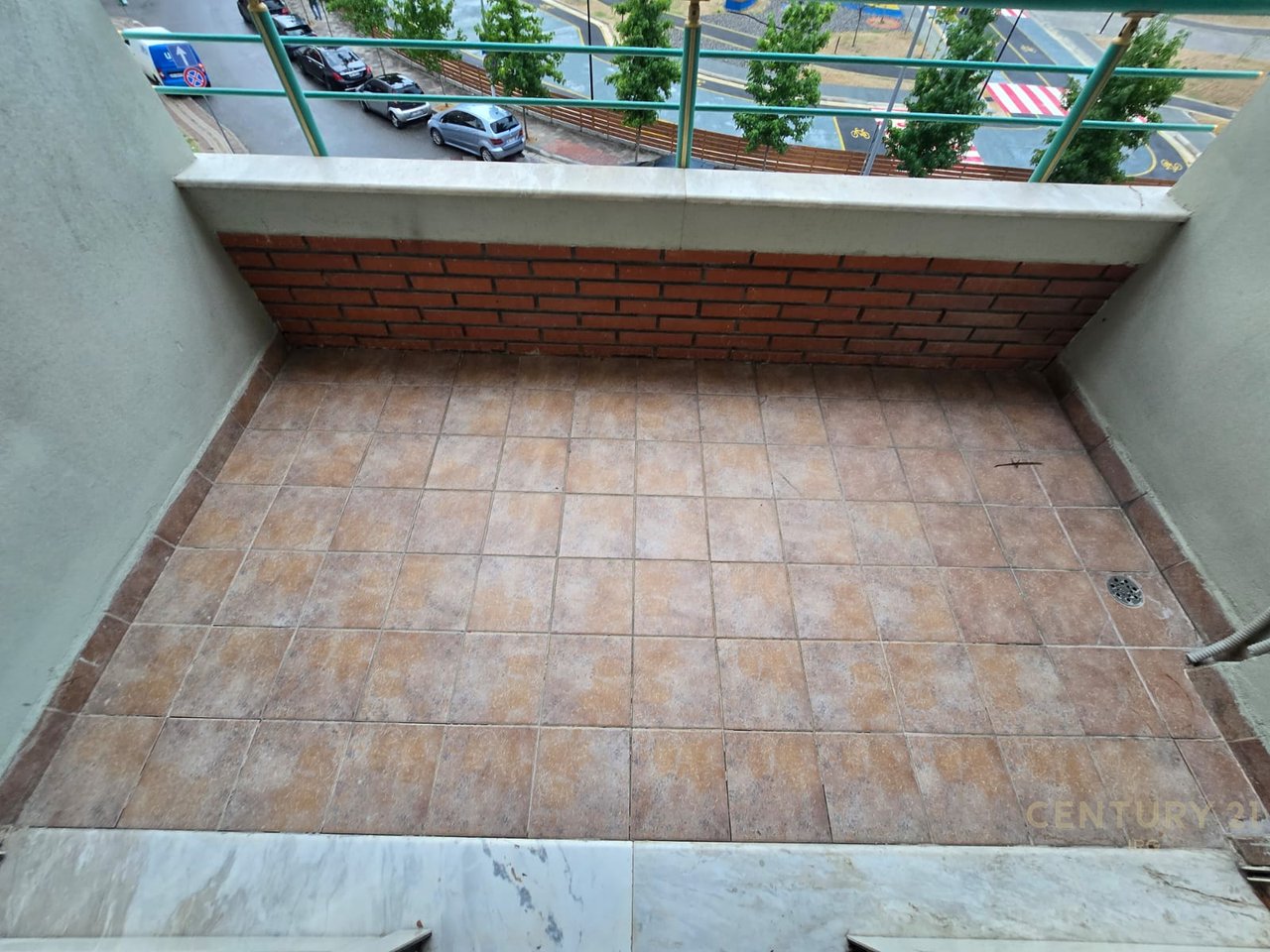 AMBIENT PER ZYRA +PARKIM PRANE AIR ALBANIA!