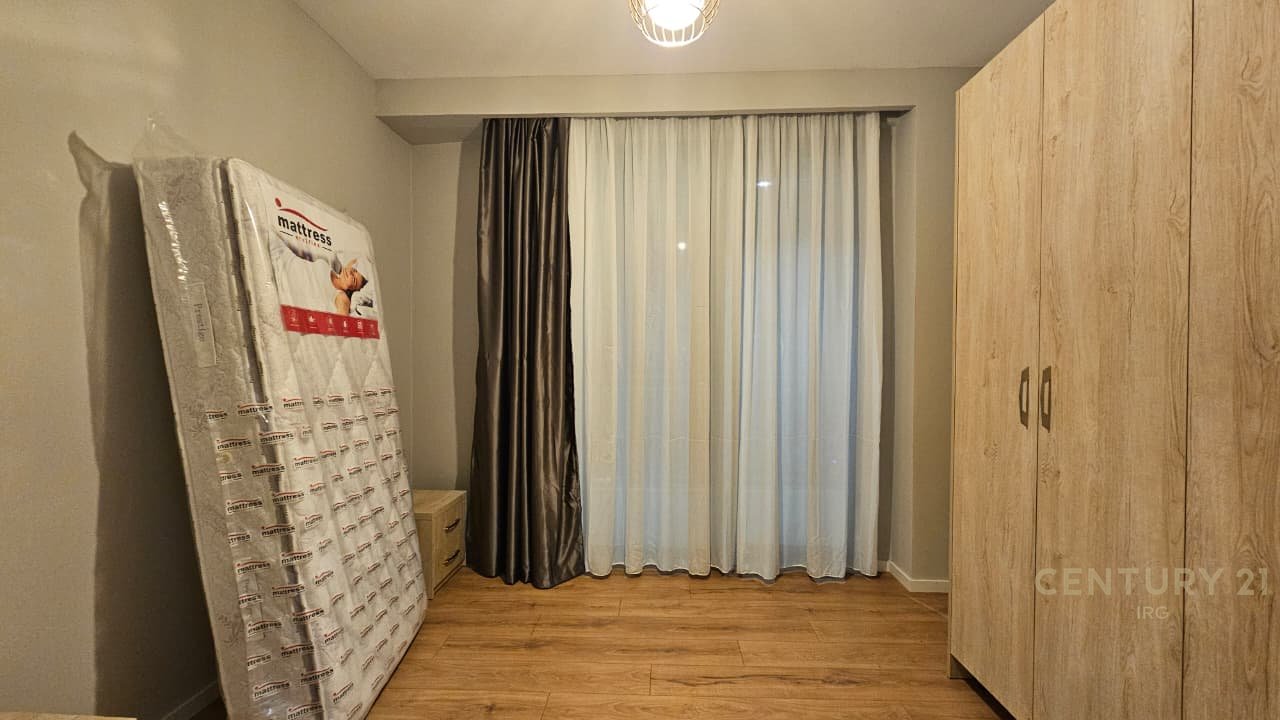 Apartament 2+1+Parkim për Qira – Golden Tower, Mine Peza!