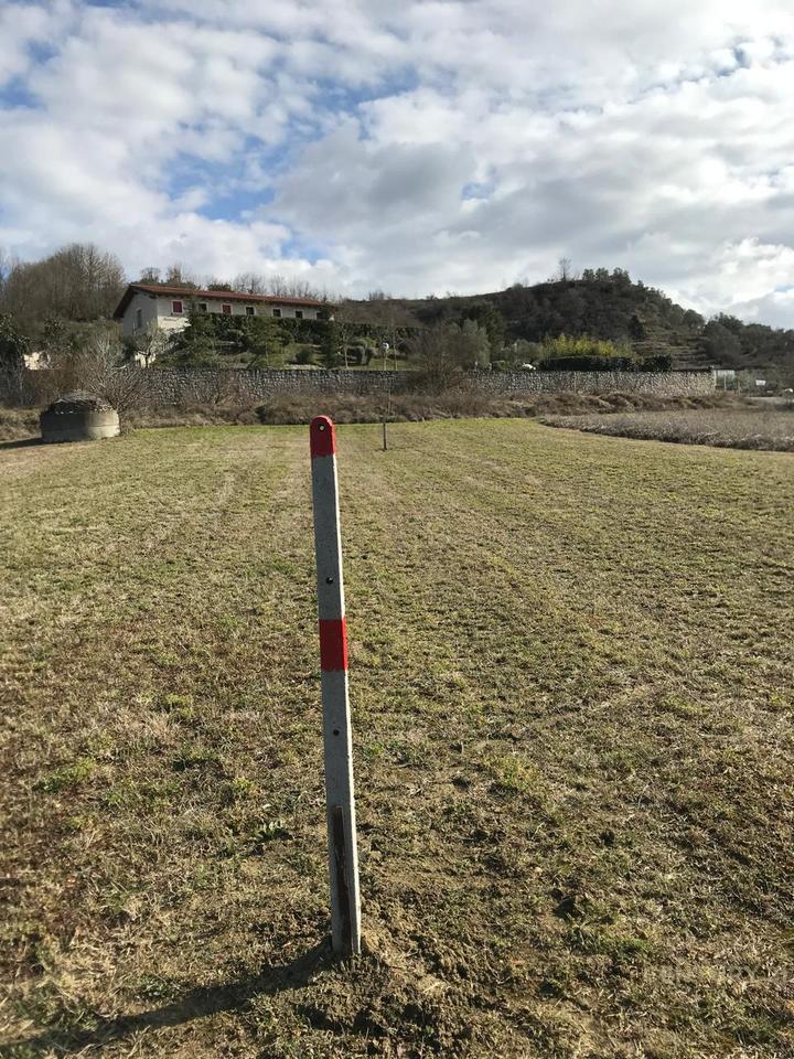 Toke per shitje ne Peze !