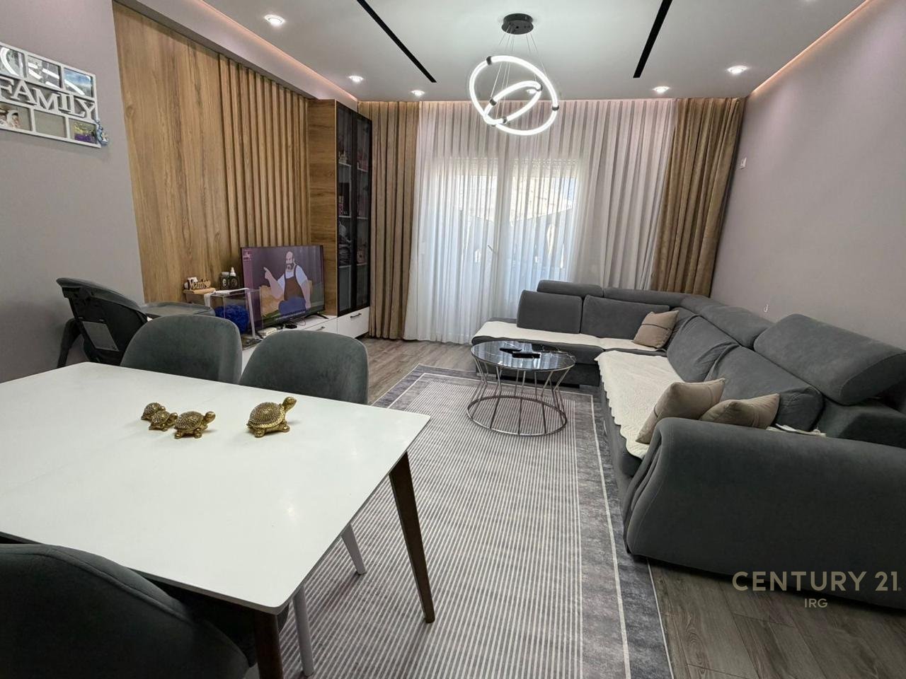 Apartment 2+1+2 +Parking at Star Complex!