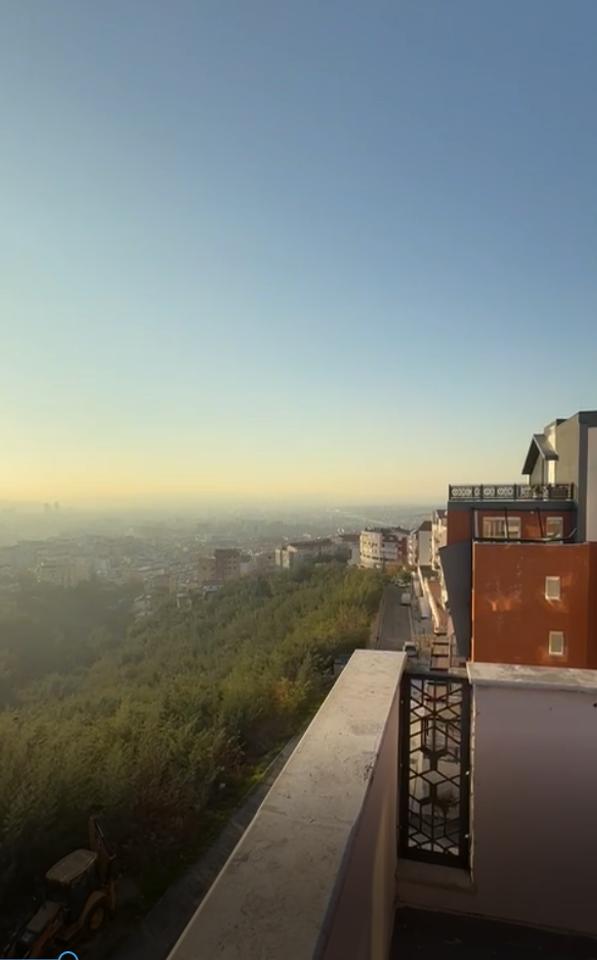 Appartamento 3+2+1 in vendita a Fresku, Tirana