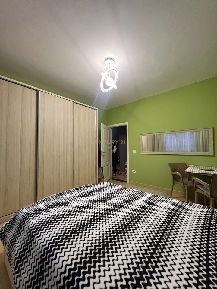 Shitet Apartament në Lungomare | 53.6 m² | I Mobiluar