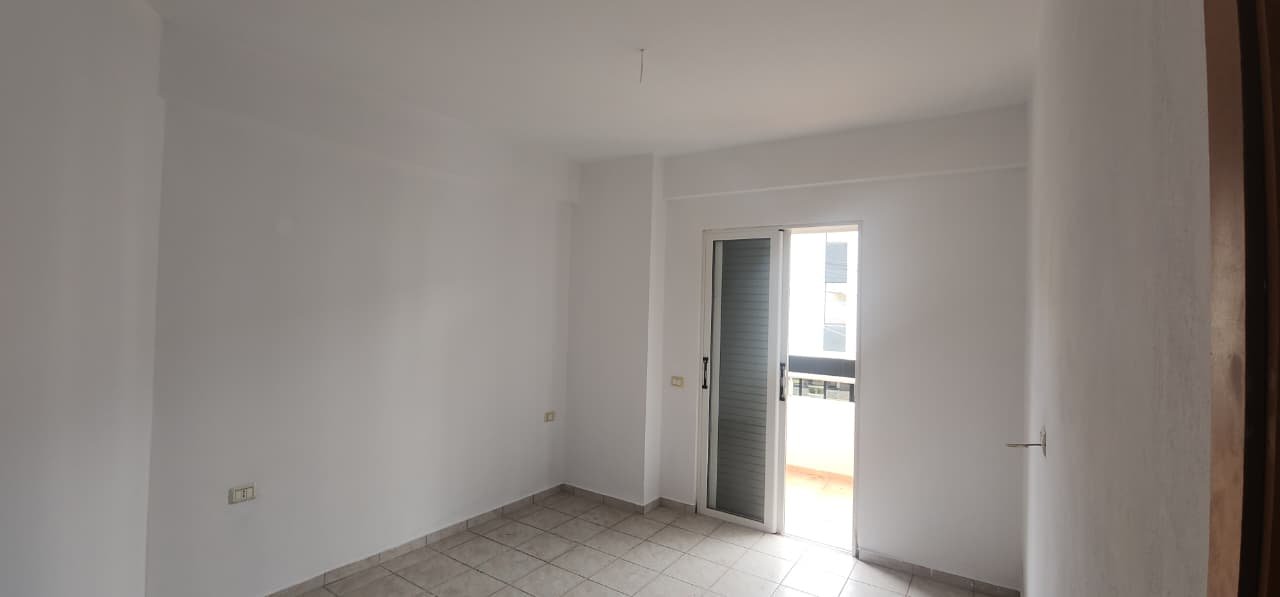 SARANDE,  APARTAMENT NE SHITJE 3+1+2