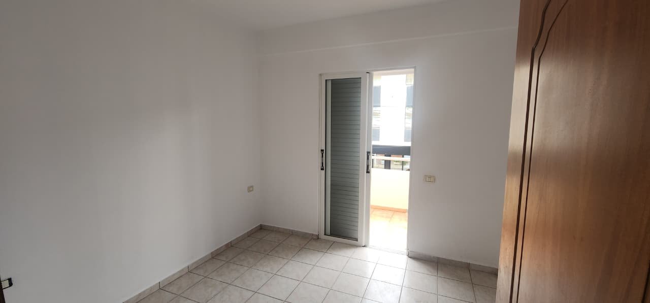 SARANDE,  APARTAMENT NE SHITJE 3+1+2
