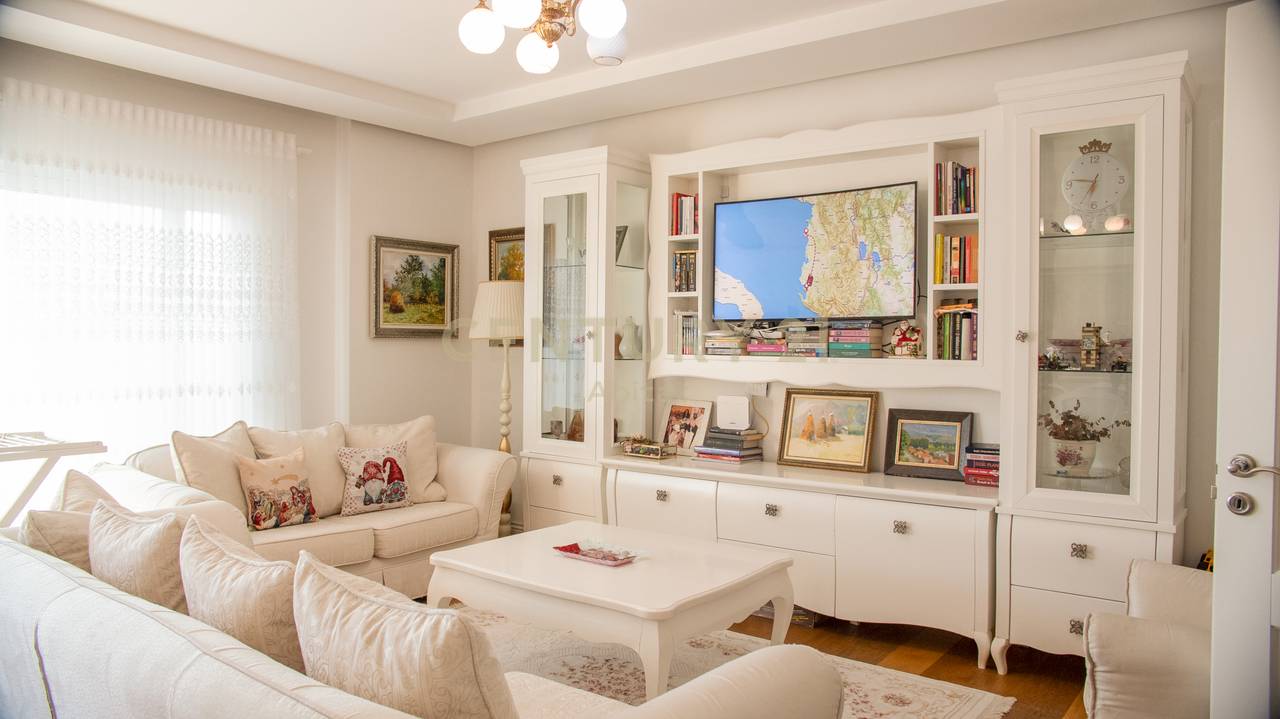 APPARTAMENTO SUPER PREMIUM IN VENDITA – LAGO ARTIFICIALE, ADIACENTE AL GIARDINO ZOOLOGICO