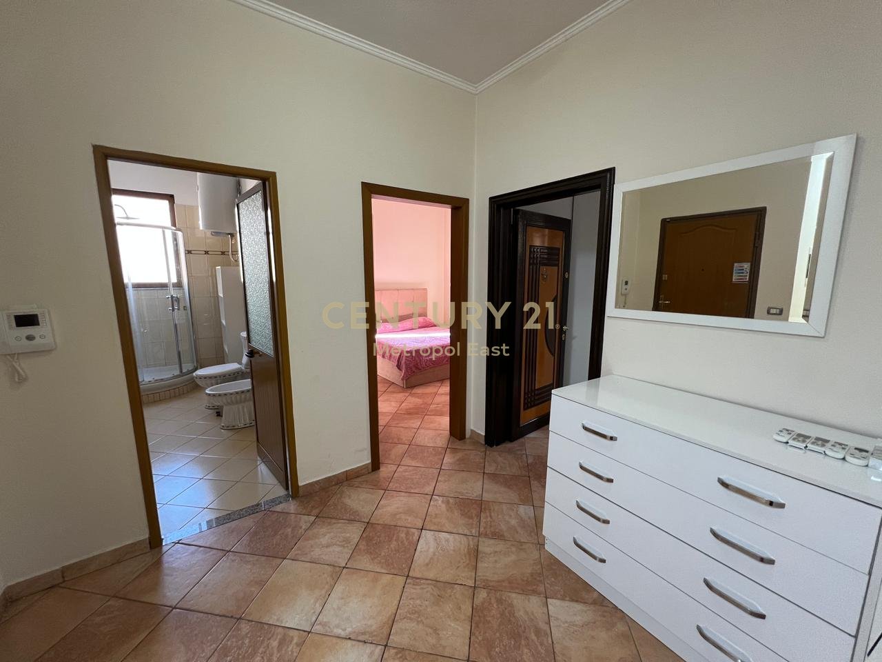 The second floor of a 3-story villa is for rent, near the American Embassy