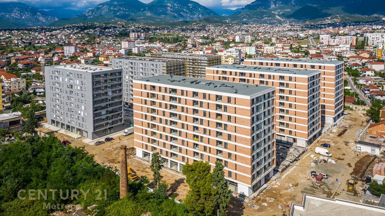 IN AFFITTO APPARTAMENTO 2+1+2 PER UFFICIO - FIORE DI BOSCO!