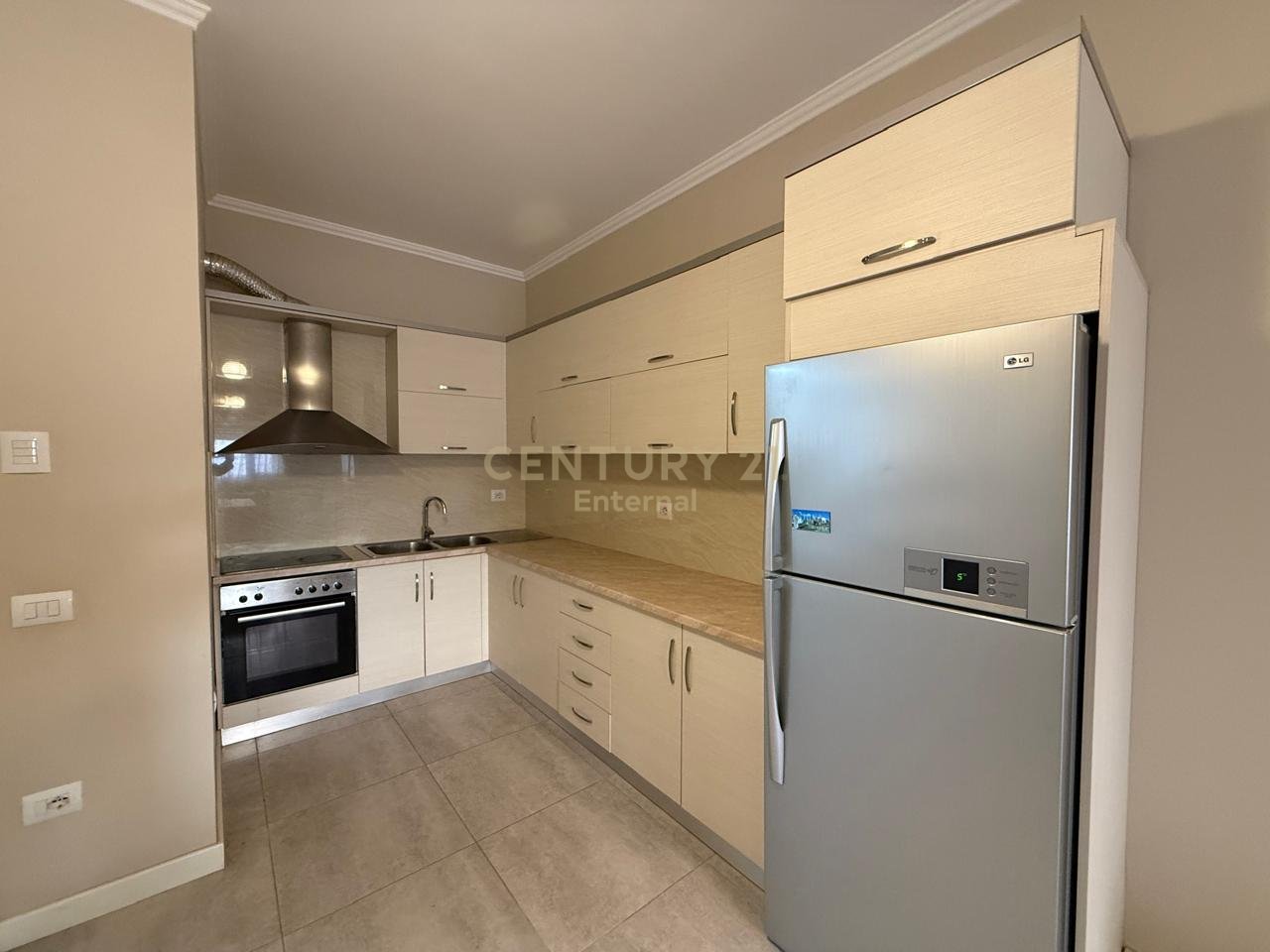 Apartament 1+1+Post Parkimi Me Qira në Selite