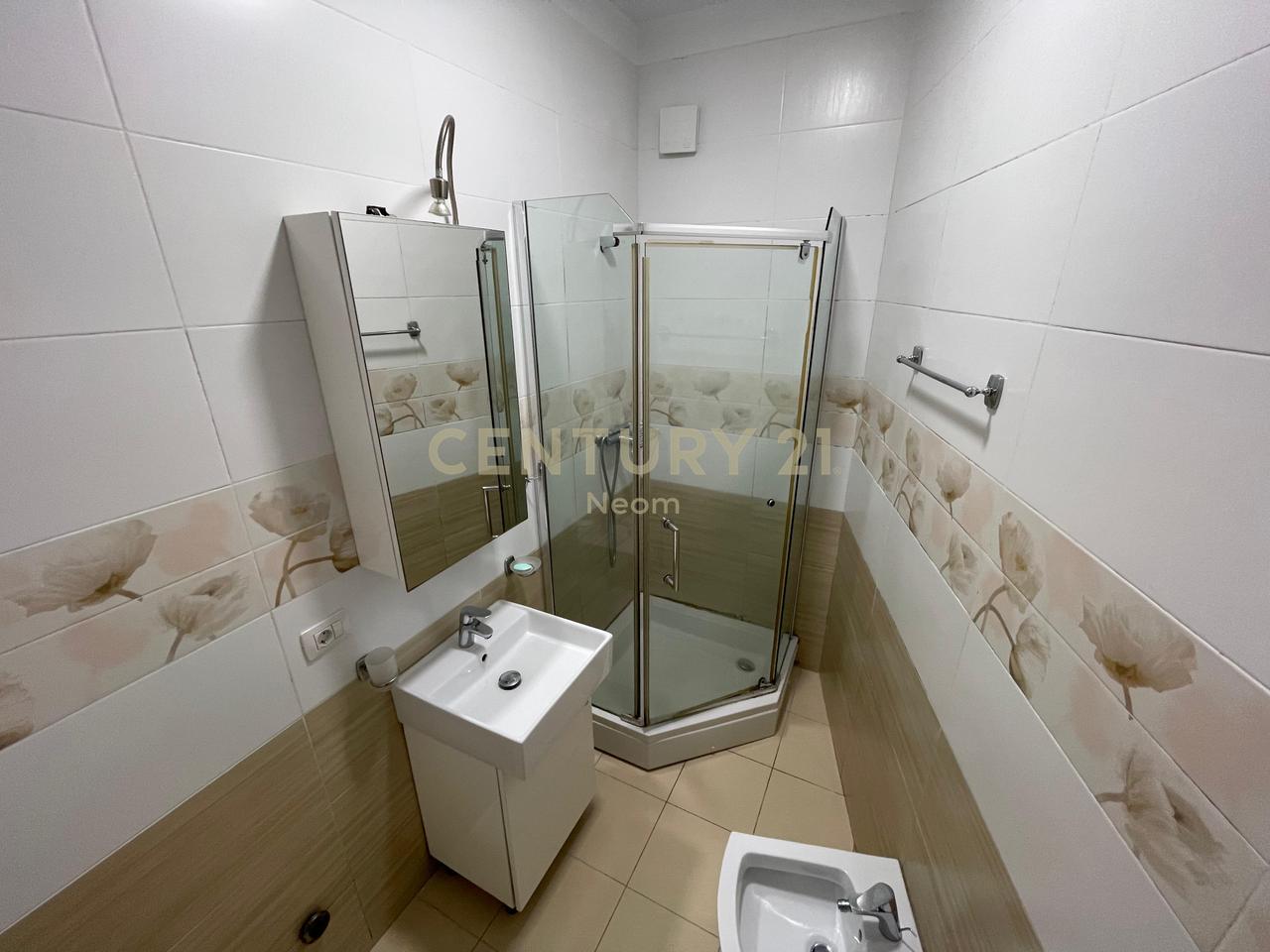 FOR RENT, 1+1 APARTMENT + PARKING SPACE, NEAR THE DRY LAKE!