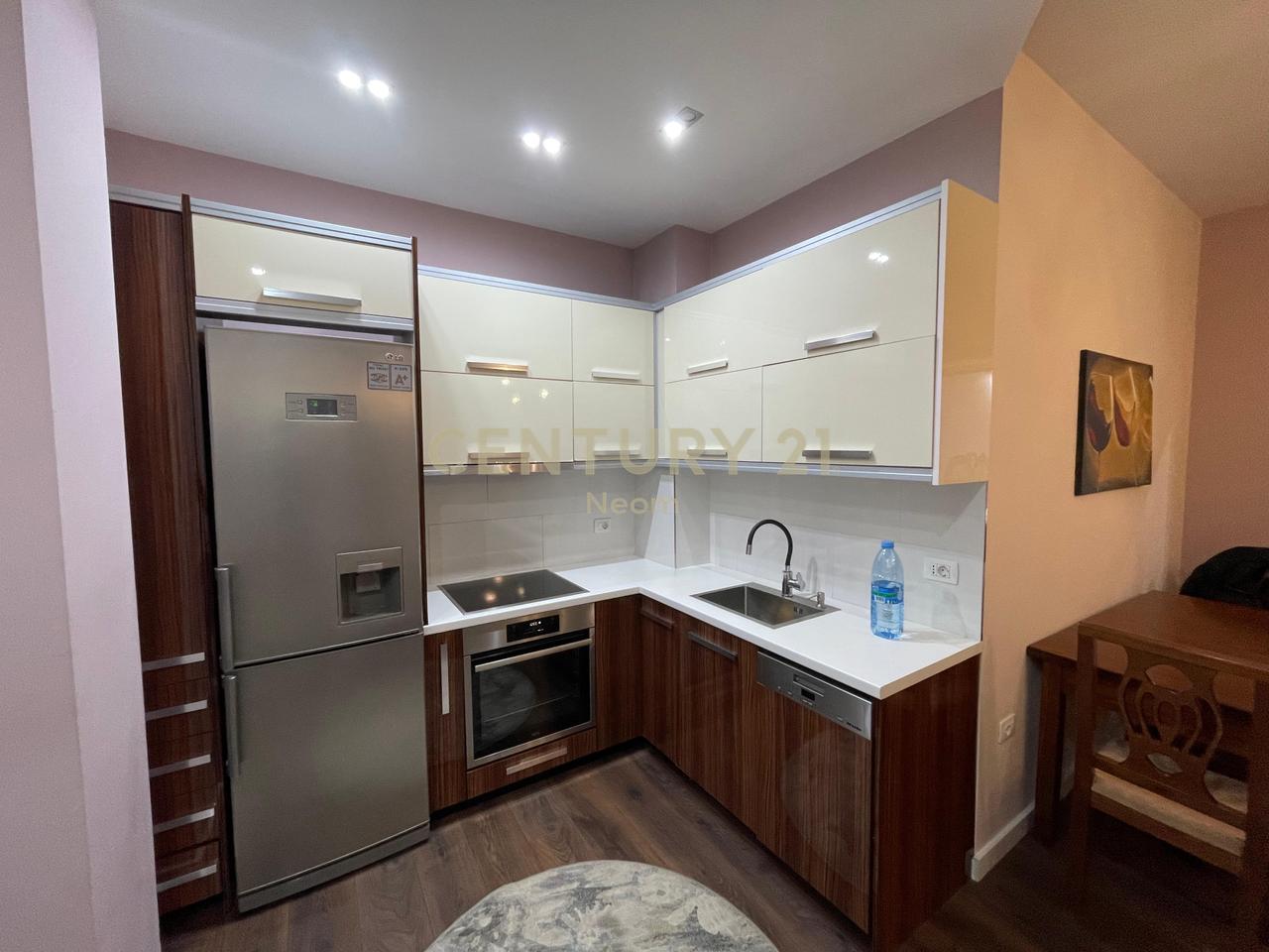 FOR RENT, 1+1 APARTMENT + PARKING SPACE, NEAR THE DRY LAKE!