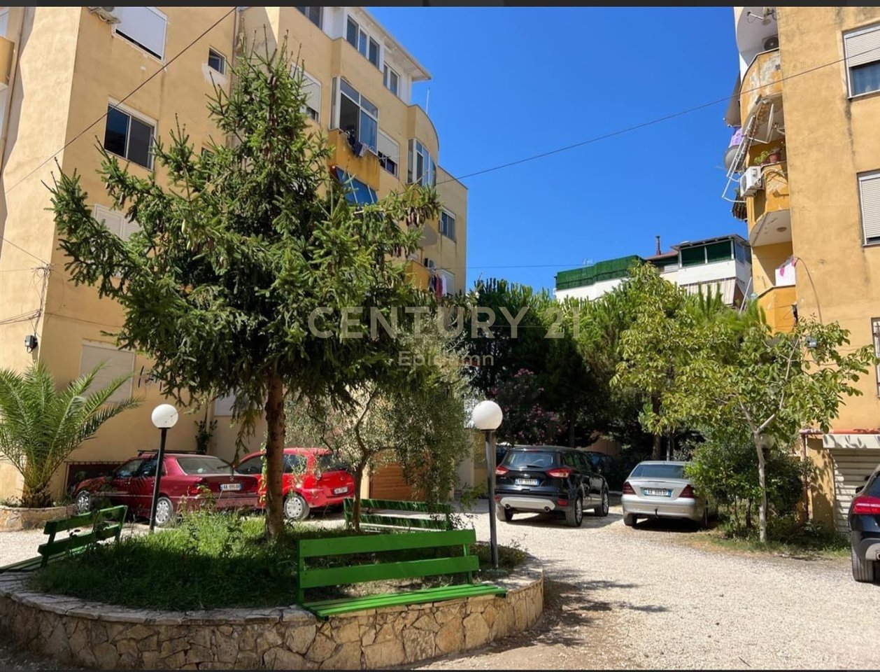 Apartament 1+1 per Shitje- Mali i Robit!