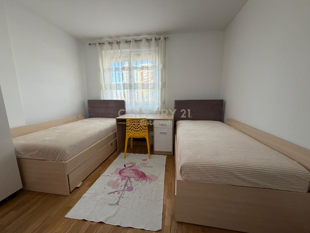 Apartment 2+1+Parking for Rent near the Pyramid