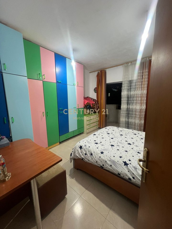 Shitet Apartament 2+1+2 - Kodra e Diellit