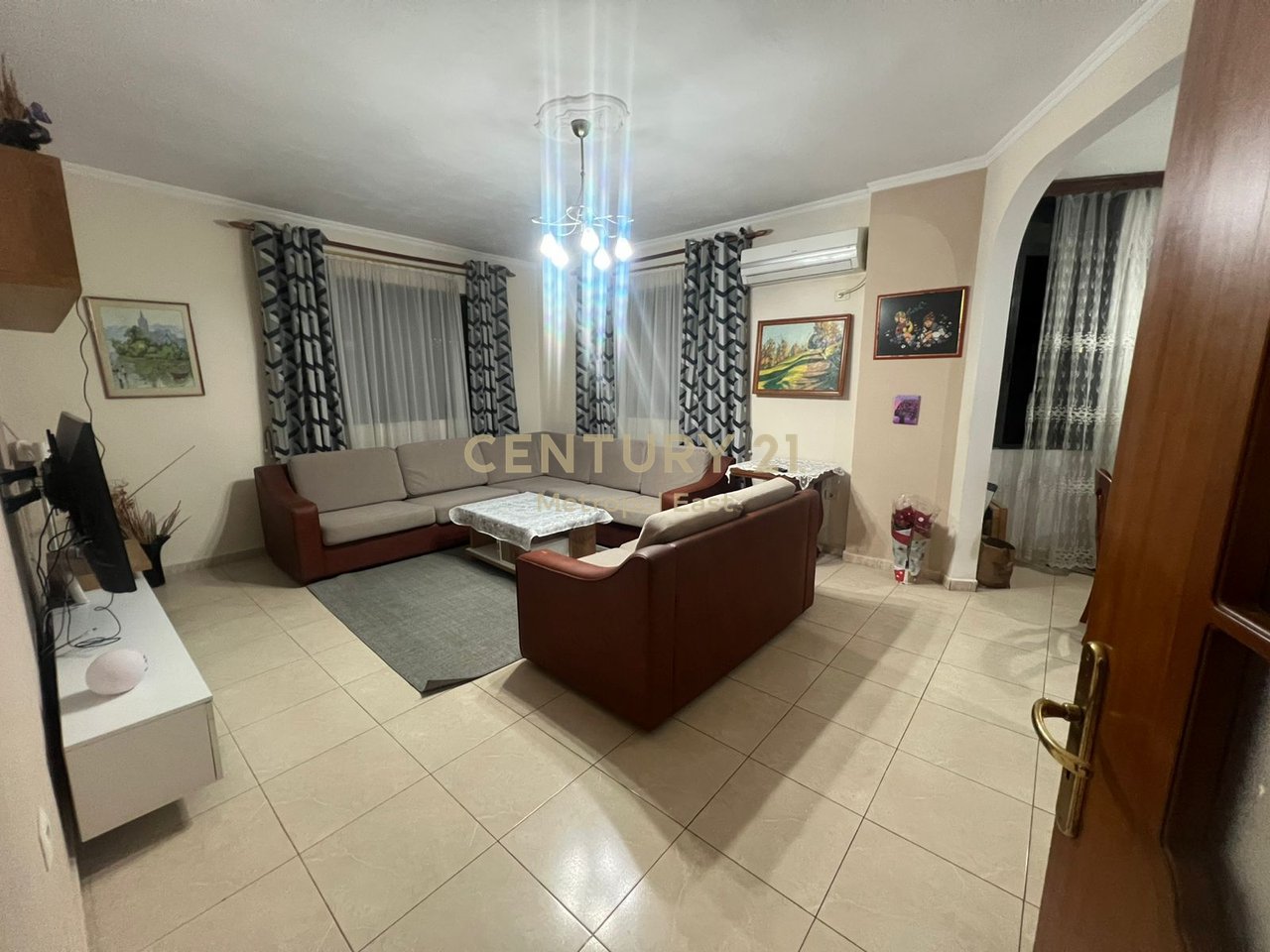 Shitet Apartament 2+1+2 - Kodra e Diellit