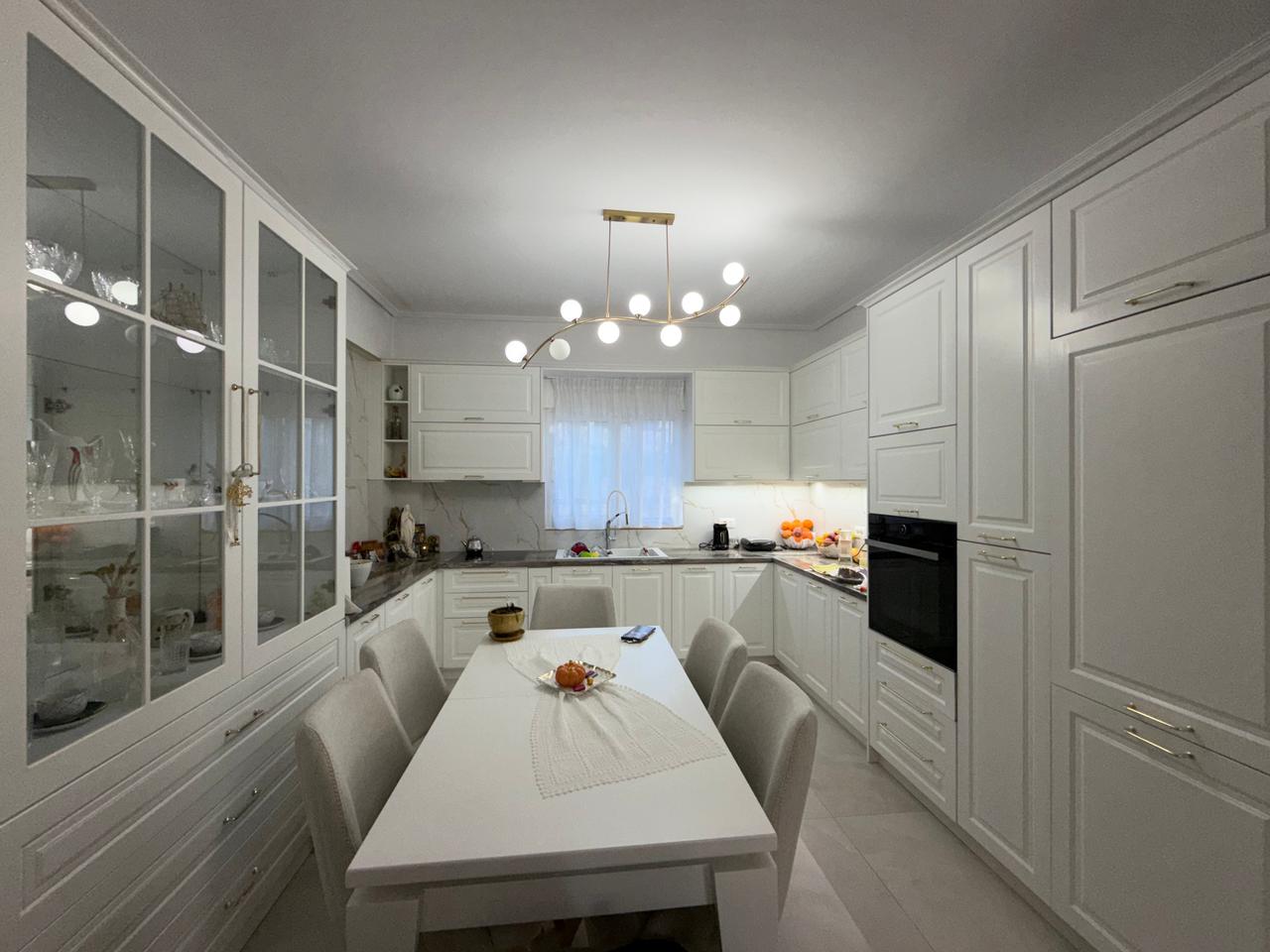 METOQ, SARANDE - SHESIM SHTEPI PRIVATE ME OBORR