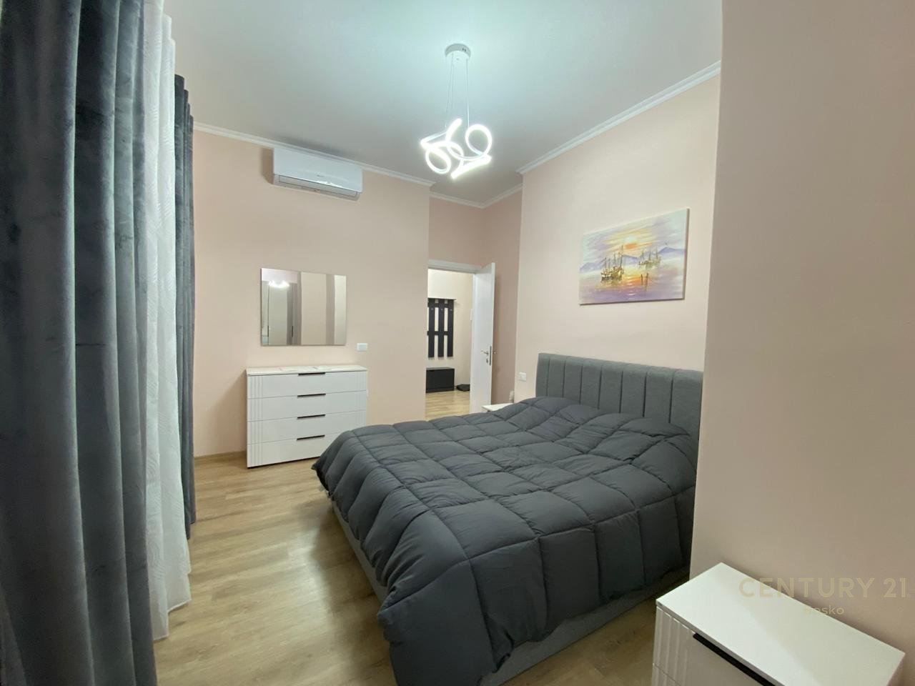 I RENT A NEW 1+1 APARTMENT NEAR THE NEW BOULEVARD