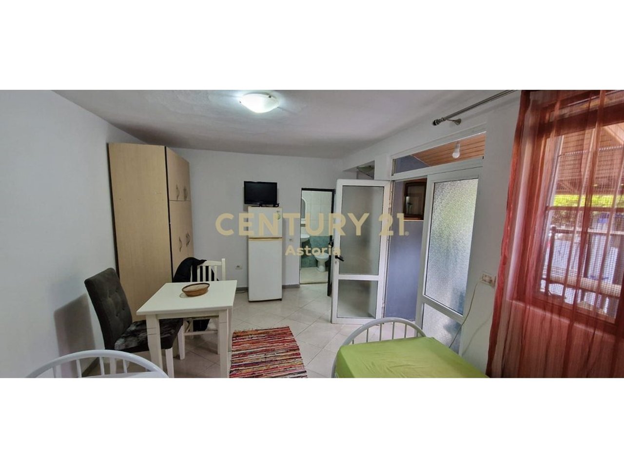 Studio apartment for rent in the Embassy Block, Durres Street!