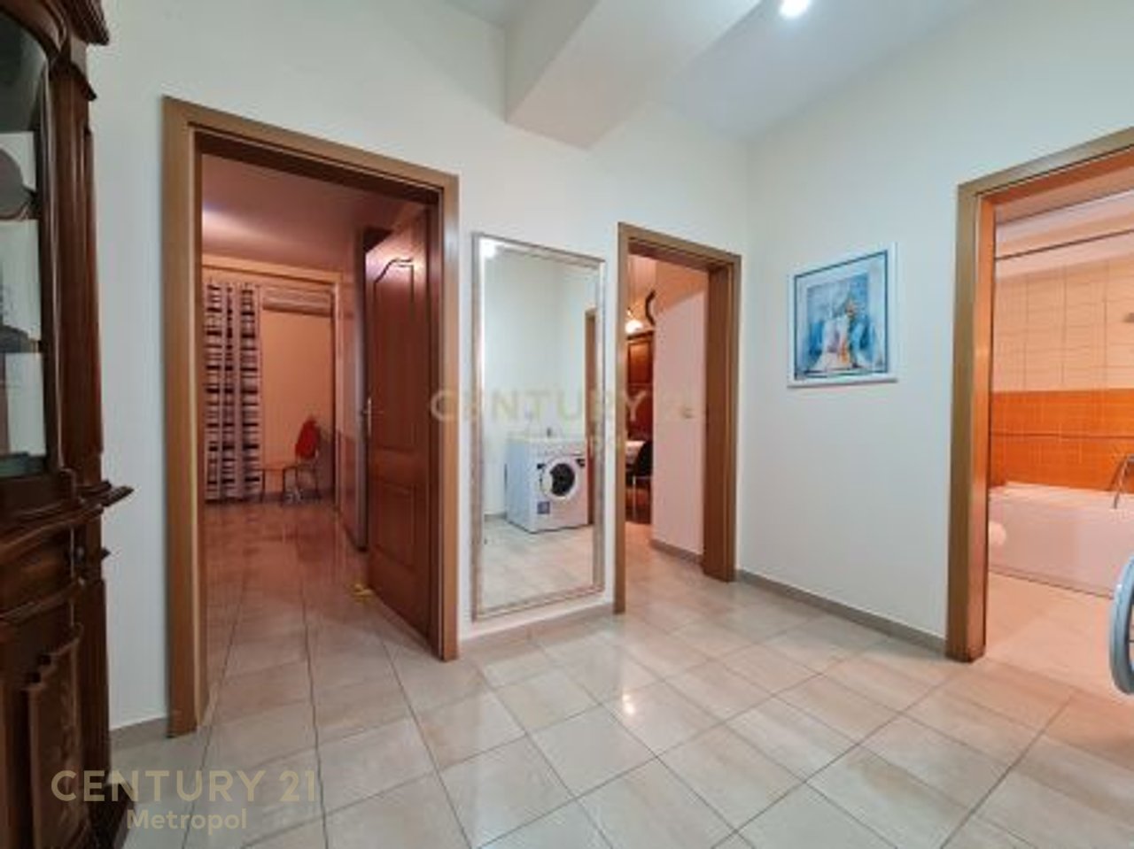 APARTAMENT PER QIRA 1+1 NE RRUGEN BRIGADA 8-ISH BLLOK!