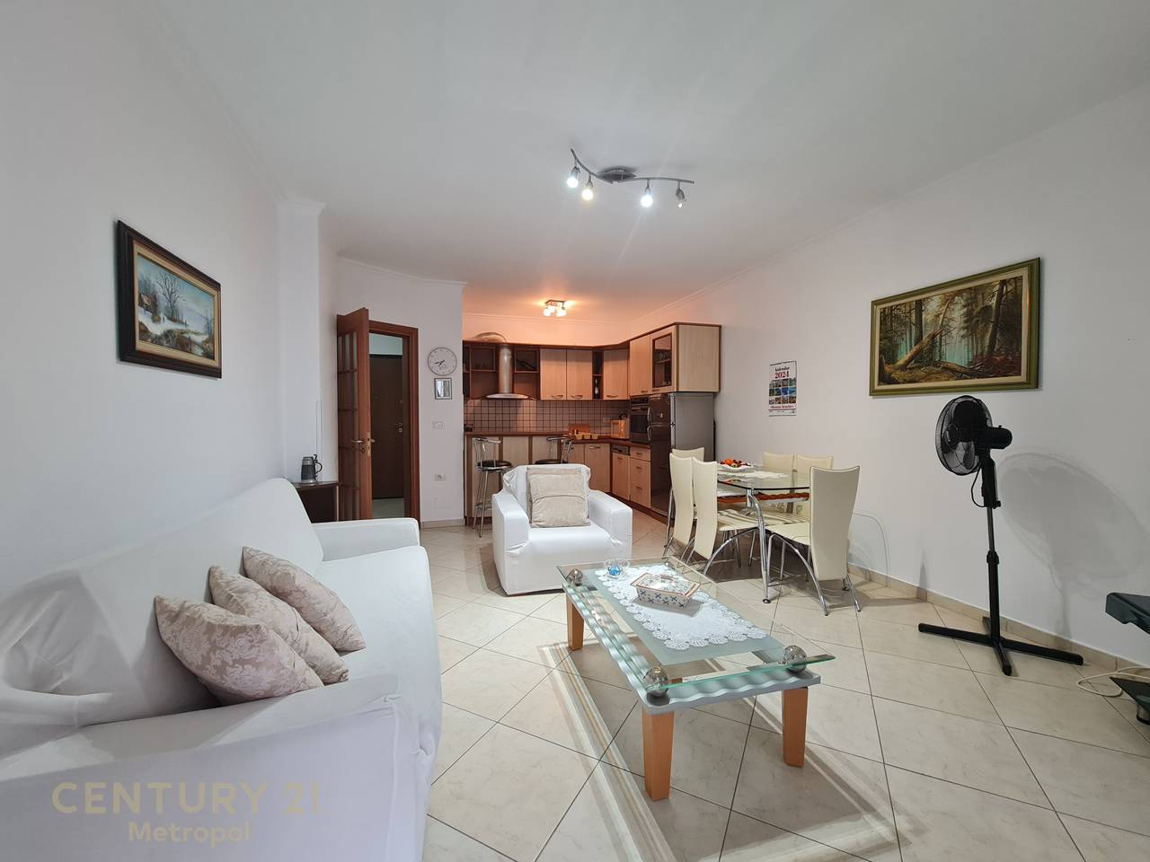 APPARTAMENTO 1+1 IN AFFITTO, VICINO ALL'ART TUBINA!