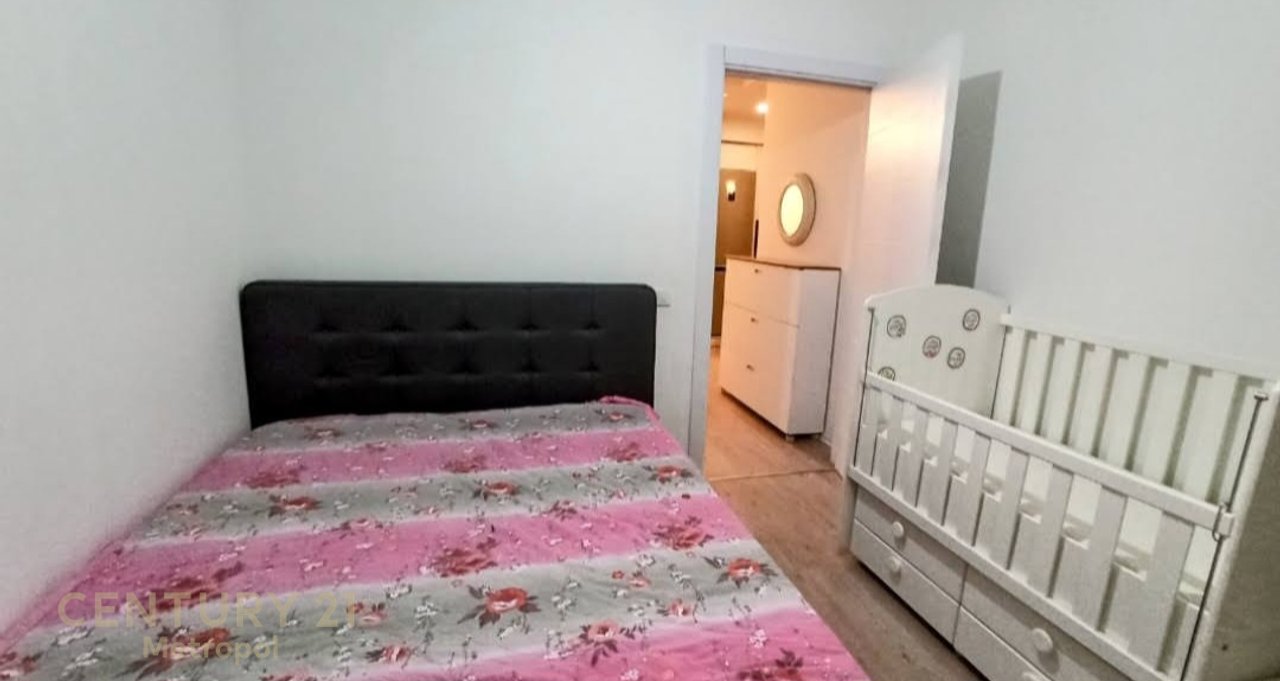 OFROJ PER QIRA APARTAMENT 2+1,TIRANA GOLDEN PARK!