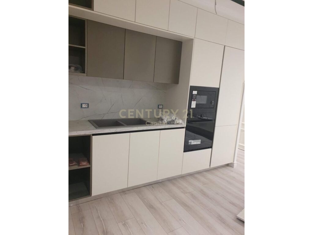 Apartament 2+1 Në Shitje te Liqeni i Thatë
