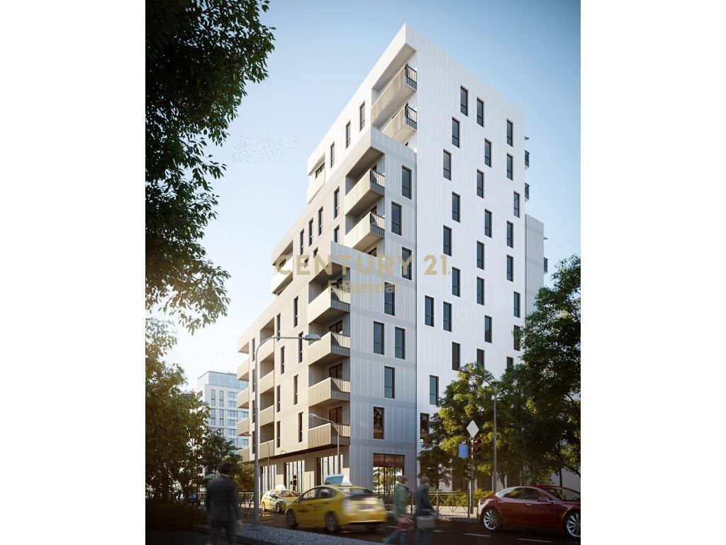 Apartment for sale 2+1+2 in Xhamllik