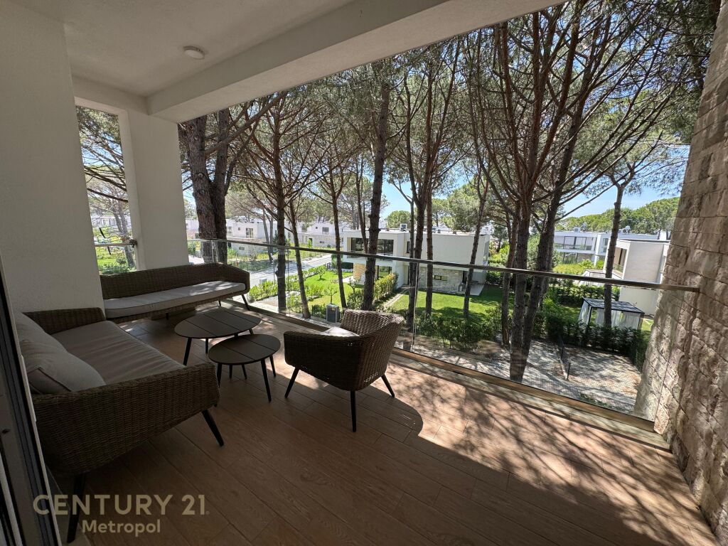 SAN PIETRO, APARTAMENT 2+1 PER SHITJE!