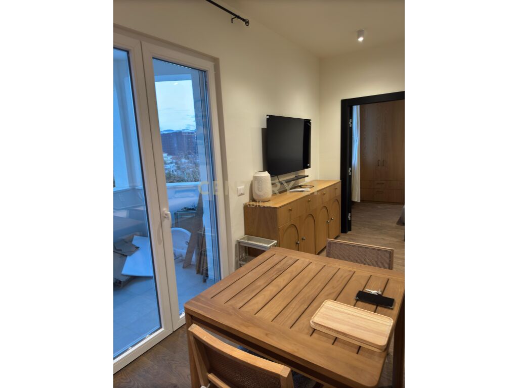 Japim me qira apartament 1+1, te River Residence !