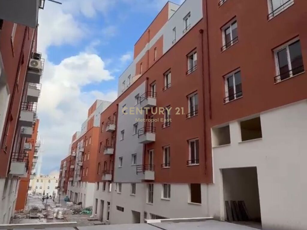 2+1 APARTMENT WITH VERANDA FOR SALE IN SELITE