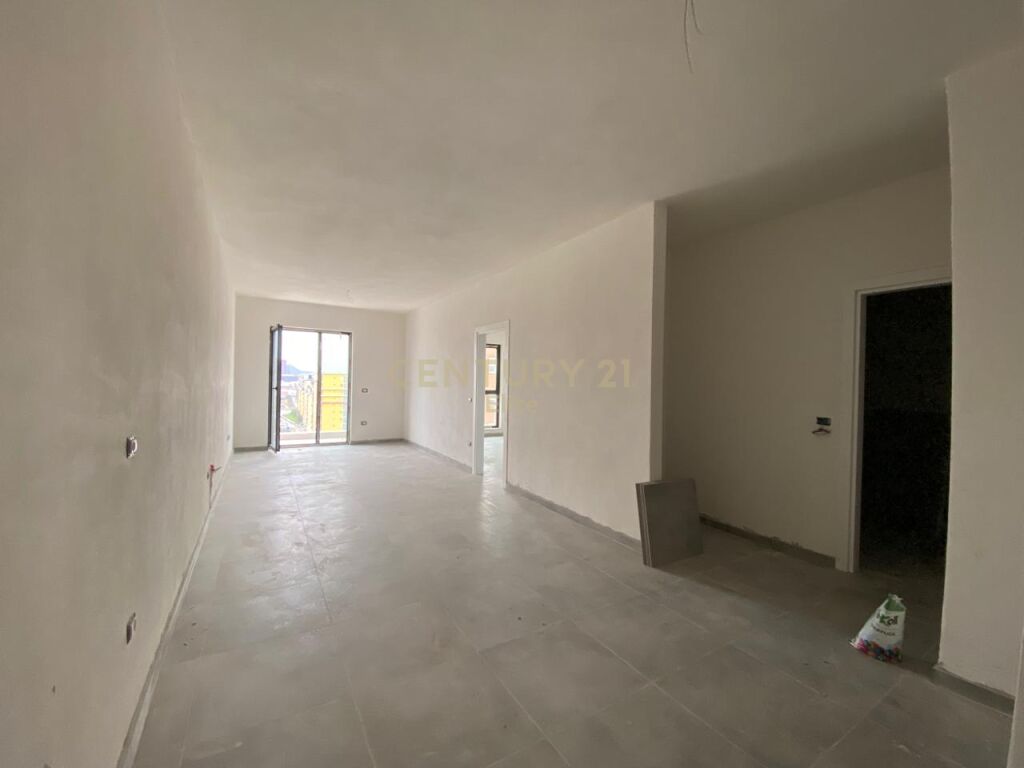 Apartament 1+1 për Shitje tek Ish Fusha e Aviacionit!