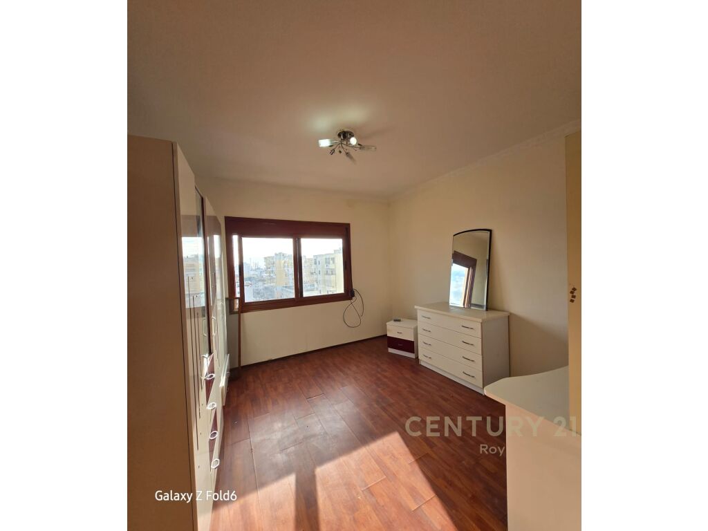 APPARTAMENTO 3+1+2 CON VISTA PORTO DI 950 M2 IN VENDITA!!!