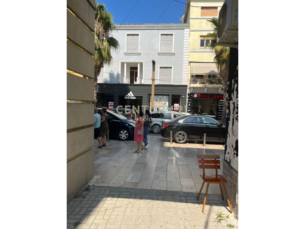 House for Sale on the Main Boulevard of Durrës!