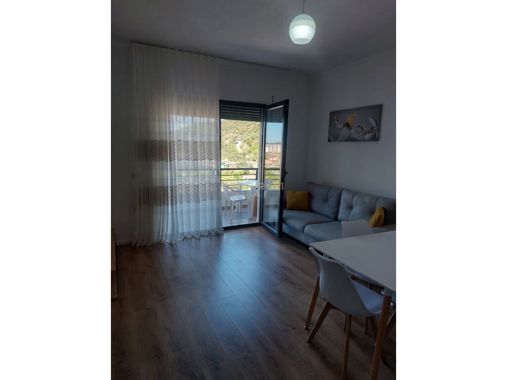 APARTAMENT ME QIRA 1+1 NE LUNGOMARE, VLORE