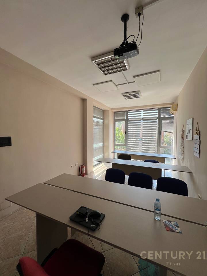 Office Space for Rent in the Center!