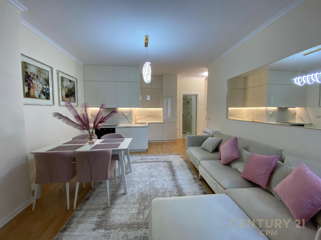ON KOSOVAREV STREET WE RENT A 2+1 APARTMENT