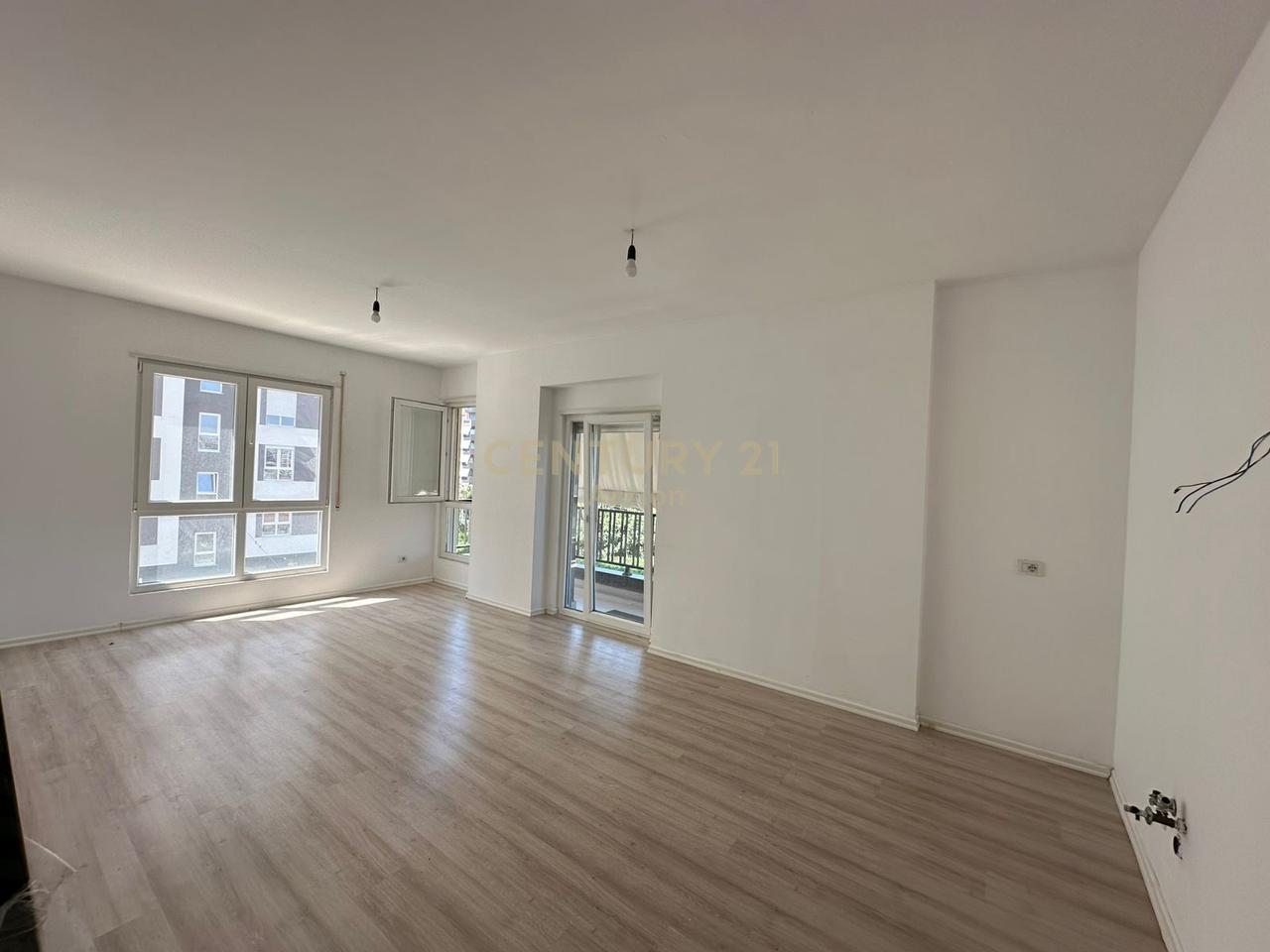 APPARTAMENTO IN VENDITA 2+1, VIA 5 MAGGIO!