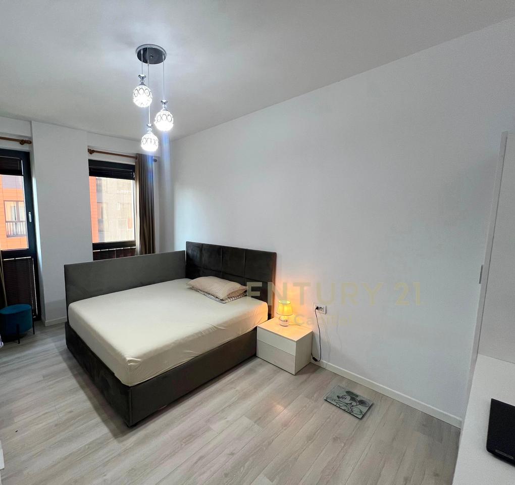 Appartamento 2+1+2 al Ristorante Durrësi, Tirana
